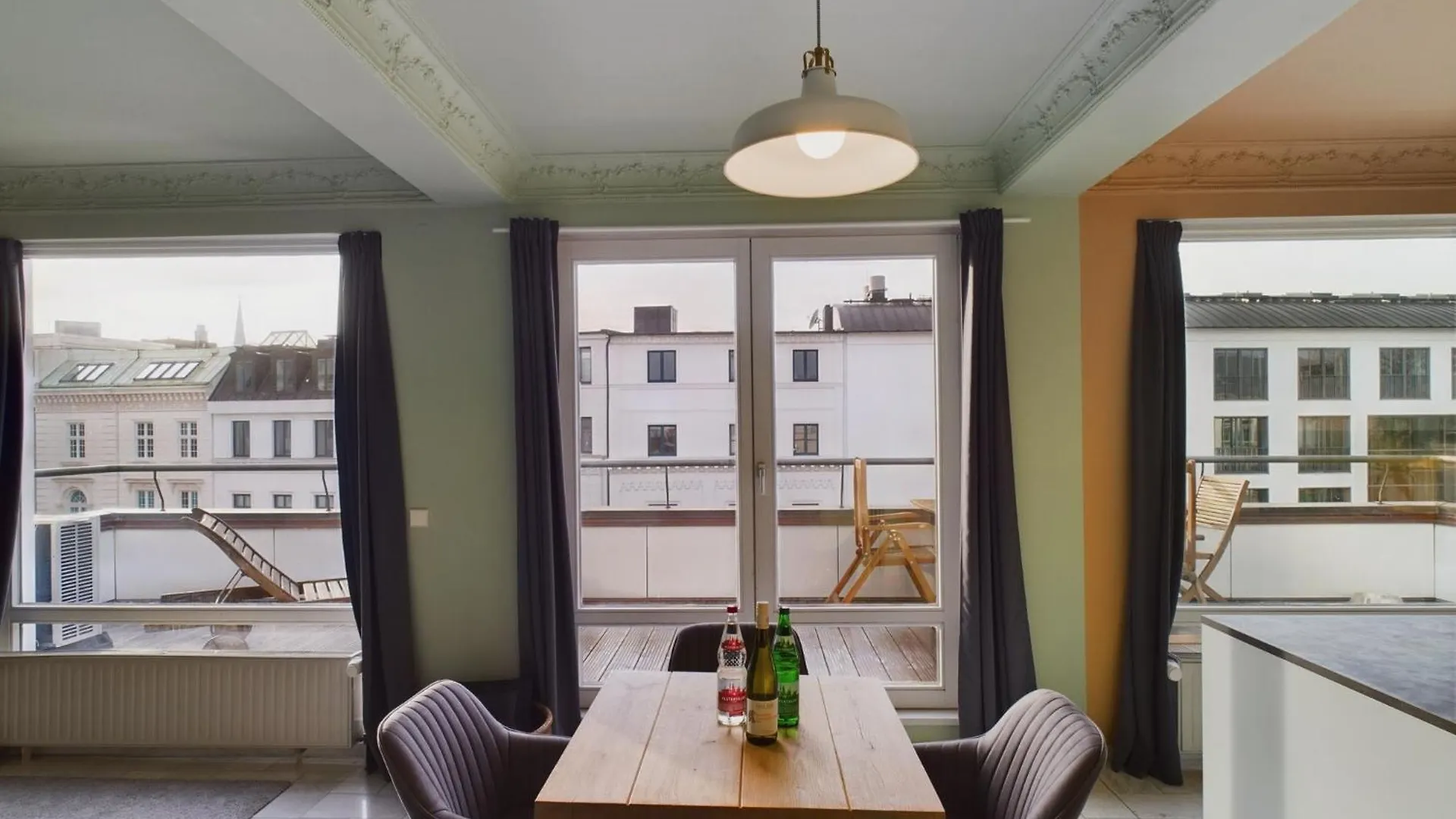 Art Apartments Гамбург 0*,