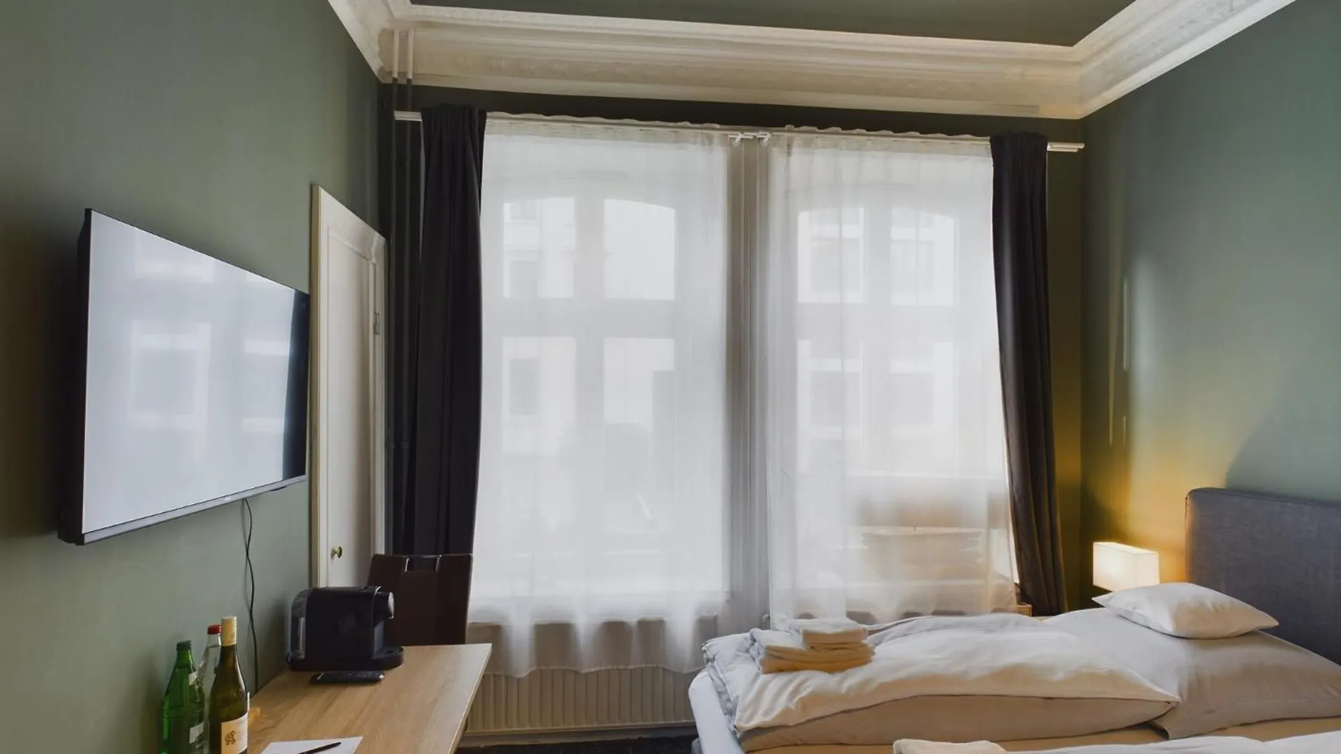 Art Apartments Hamburg-Harburg 0*,
